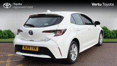 Toyota Corolla 1.8 VVT-i Hybrid Icon Tech 5dr CVT Hybrid Hatchback